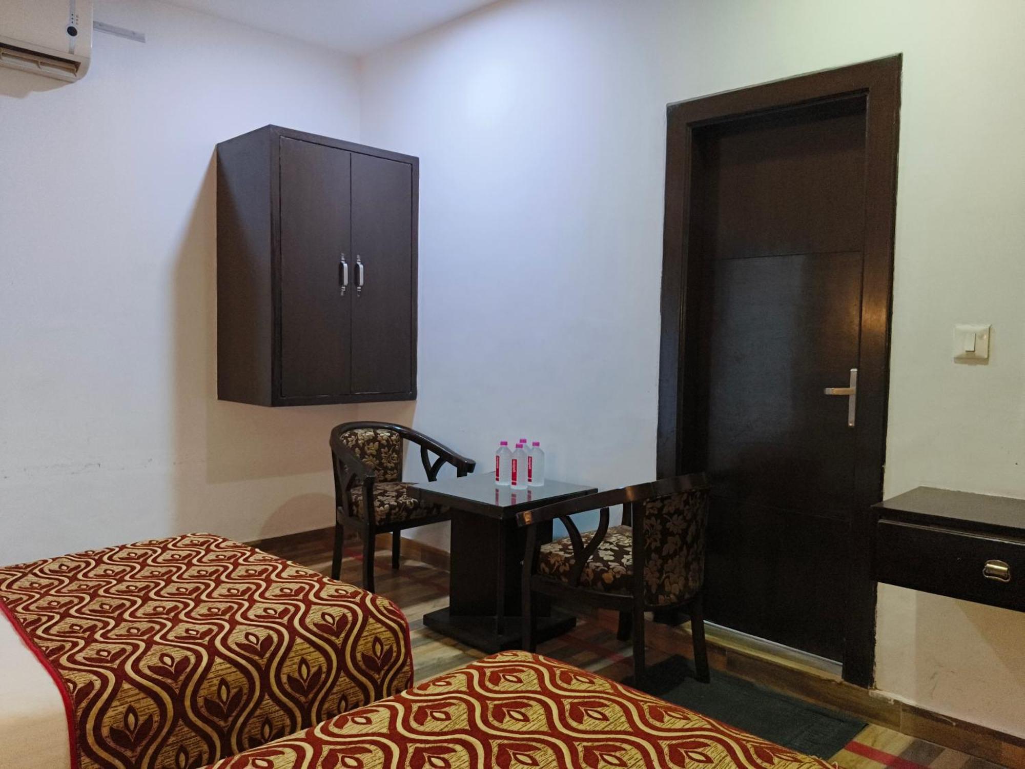 Hotel Samovar By Goyal Hotel Agra  Exterior photo